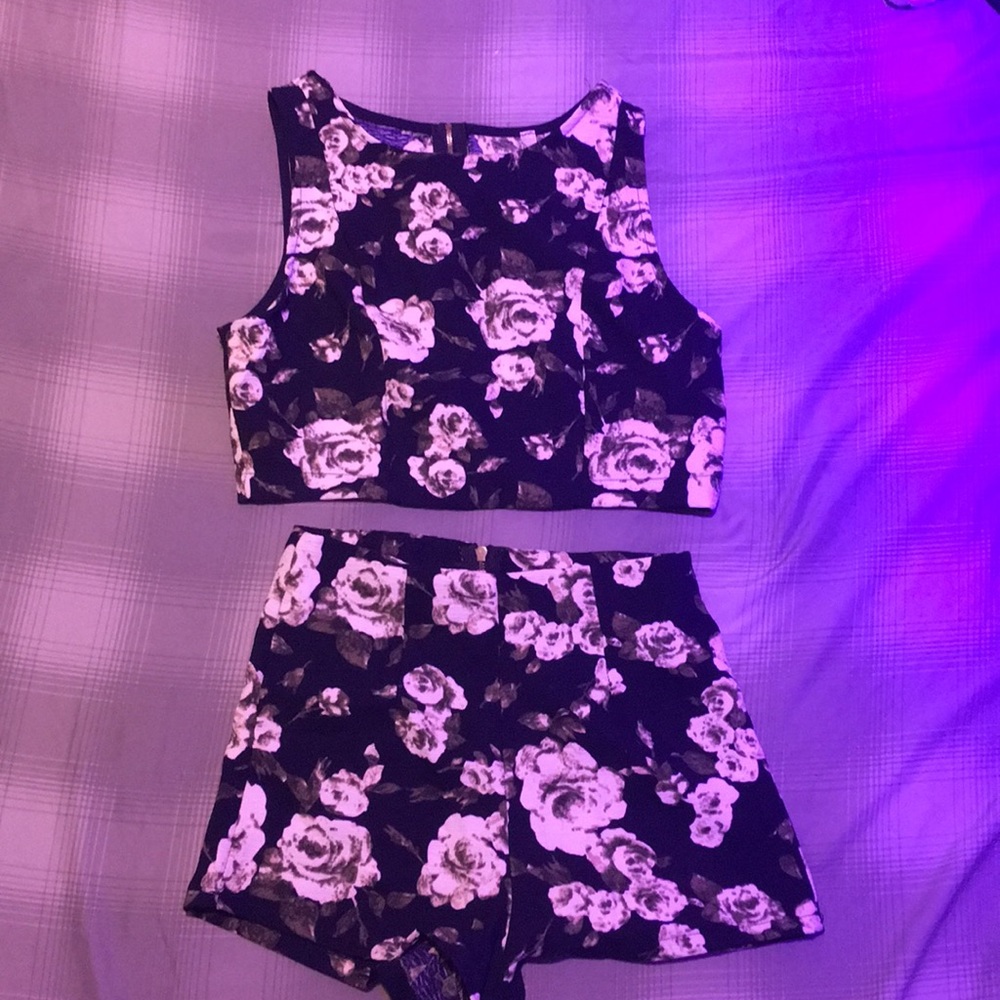 Two piece floral set